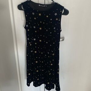 Adorable black star dress- perfect condition